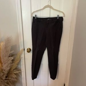Old Navy Pixie Pant - Size 6